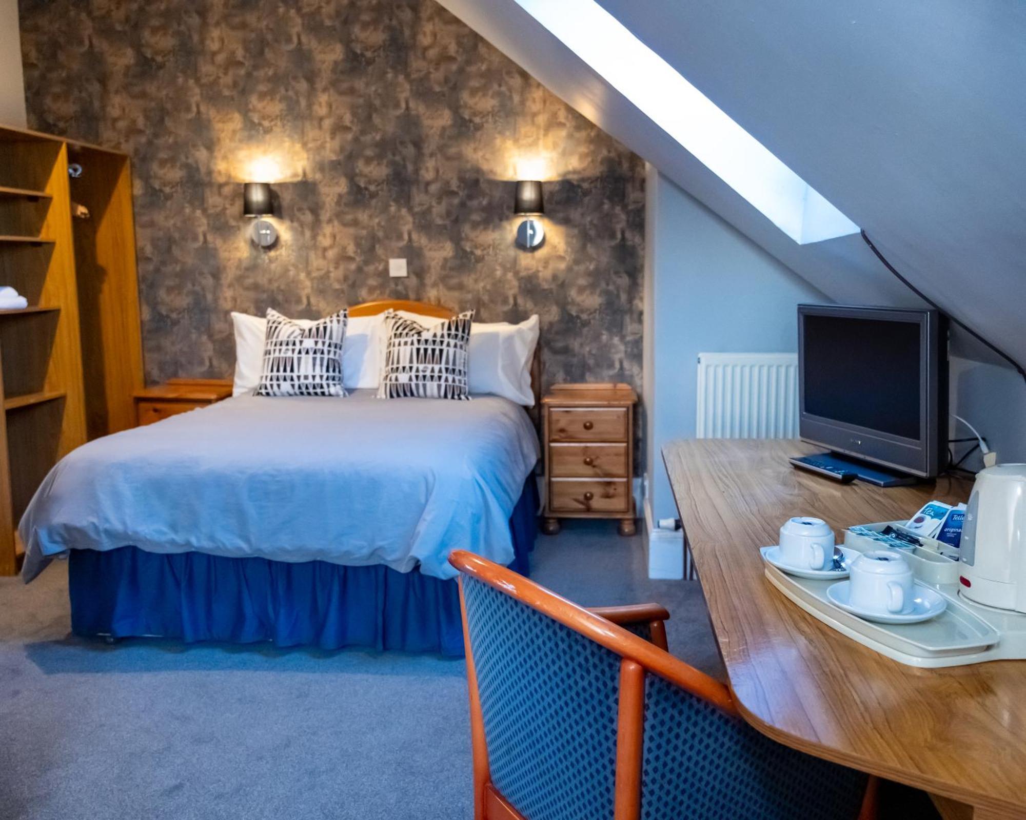 Station Hotel Ellon Exterior photo